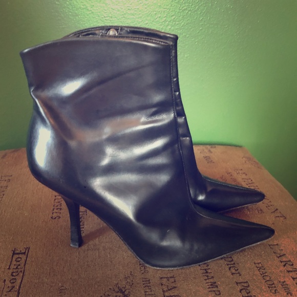 BCBG black ankle boots - Picture 1 of 4